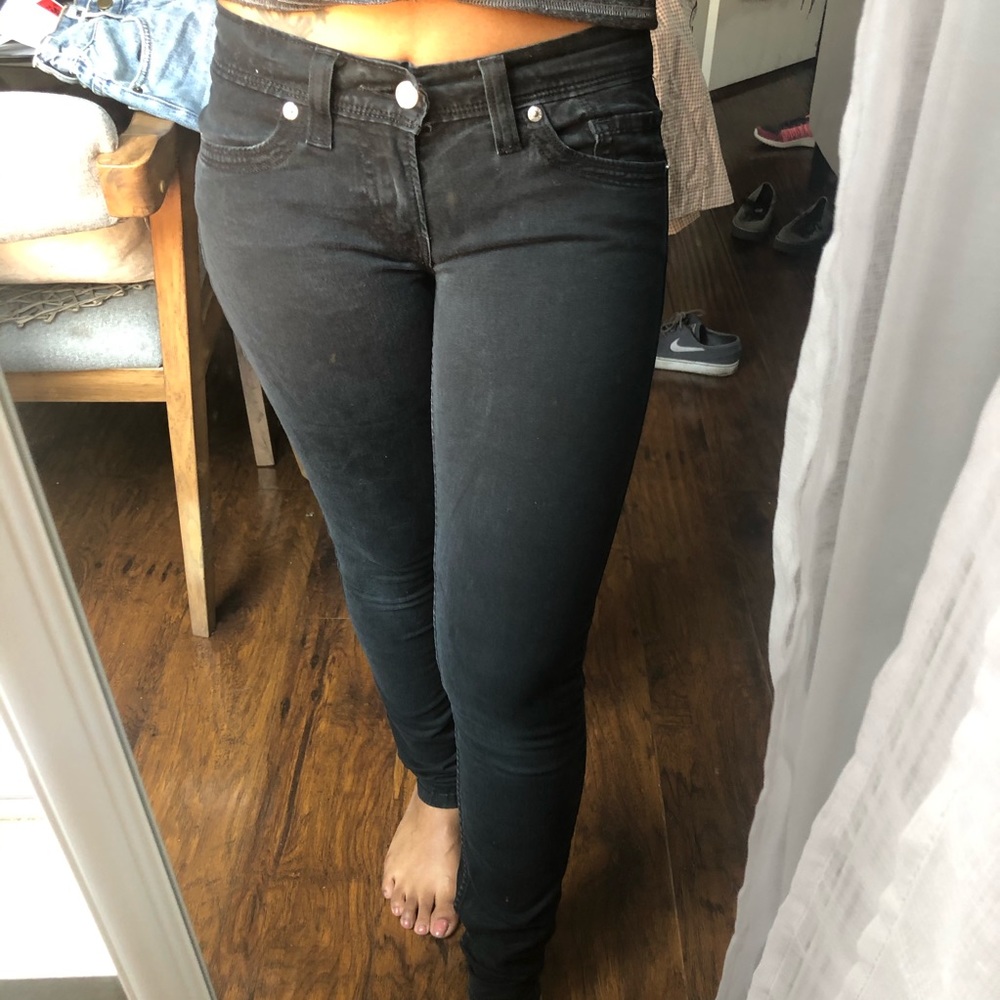Levi’s - Picture 3 of 3